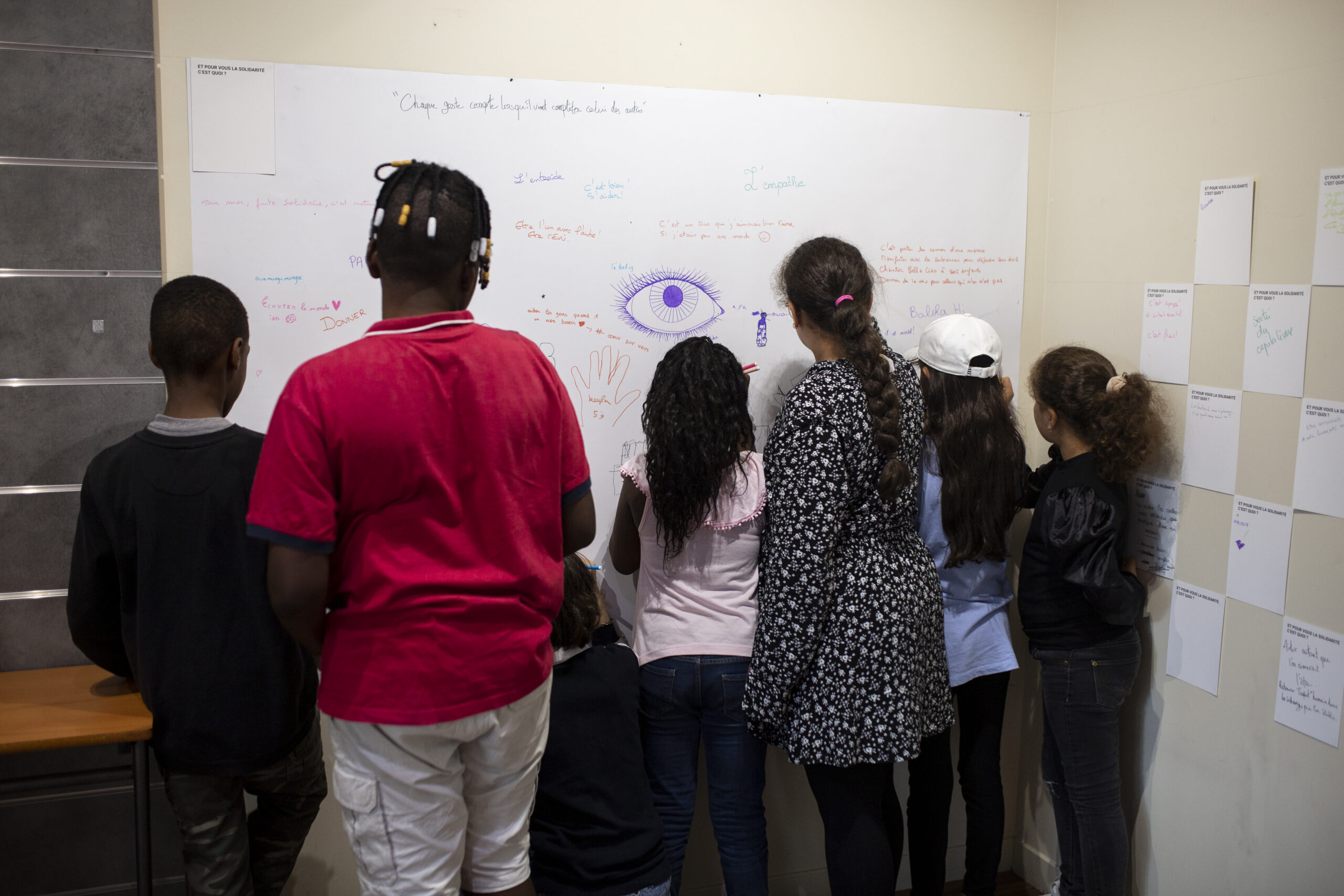 Résidence correspondance sonore et photographique, à l'école Jean Giono © Hugo Ribes /item