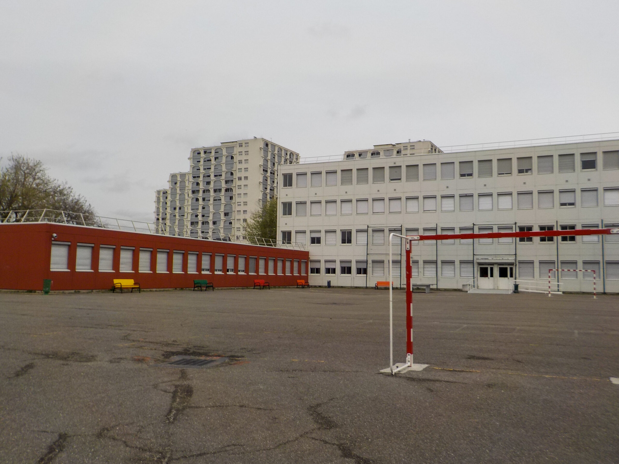 Atelier Cartographie du quartier - élèves du collège Longchambon accompagné·e·s par Etienne MAURY/item.