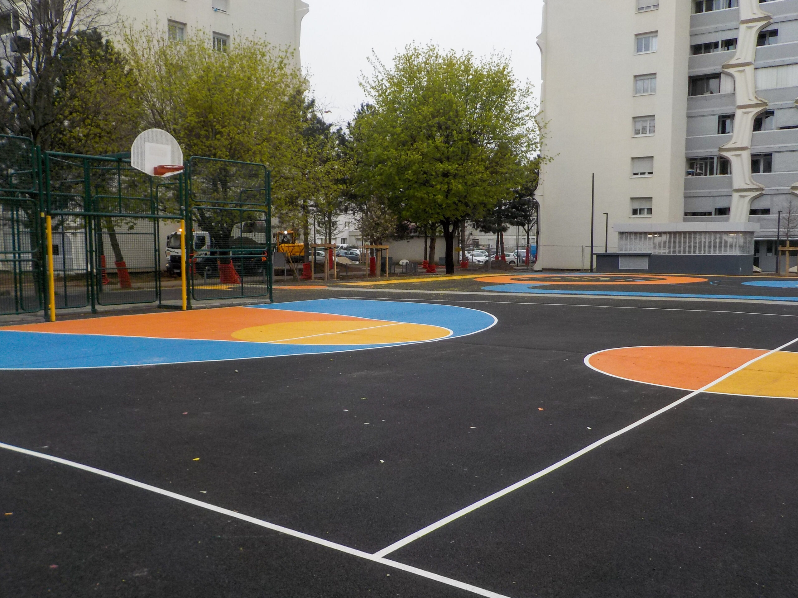 Atelier Cartographie du quartier - élèves du collège Longchambon accompagné·e·s par Etienne MAURY/item.